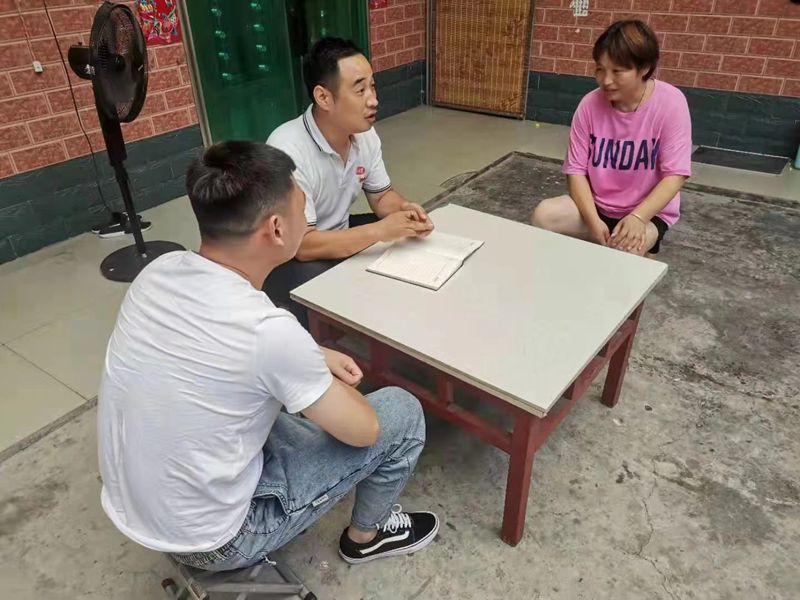 博農(nóng)乳業(yè)黨支部扎實(shí)開展“入戶訪民情、我來辦實(shí)事”活動(dòng)
